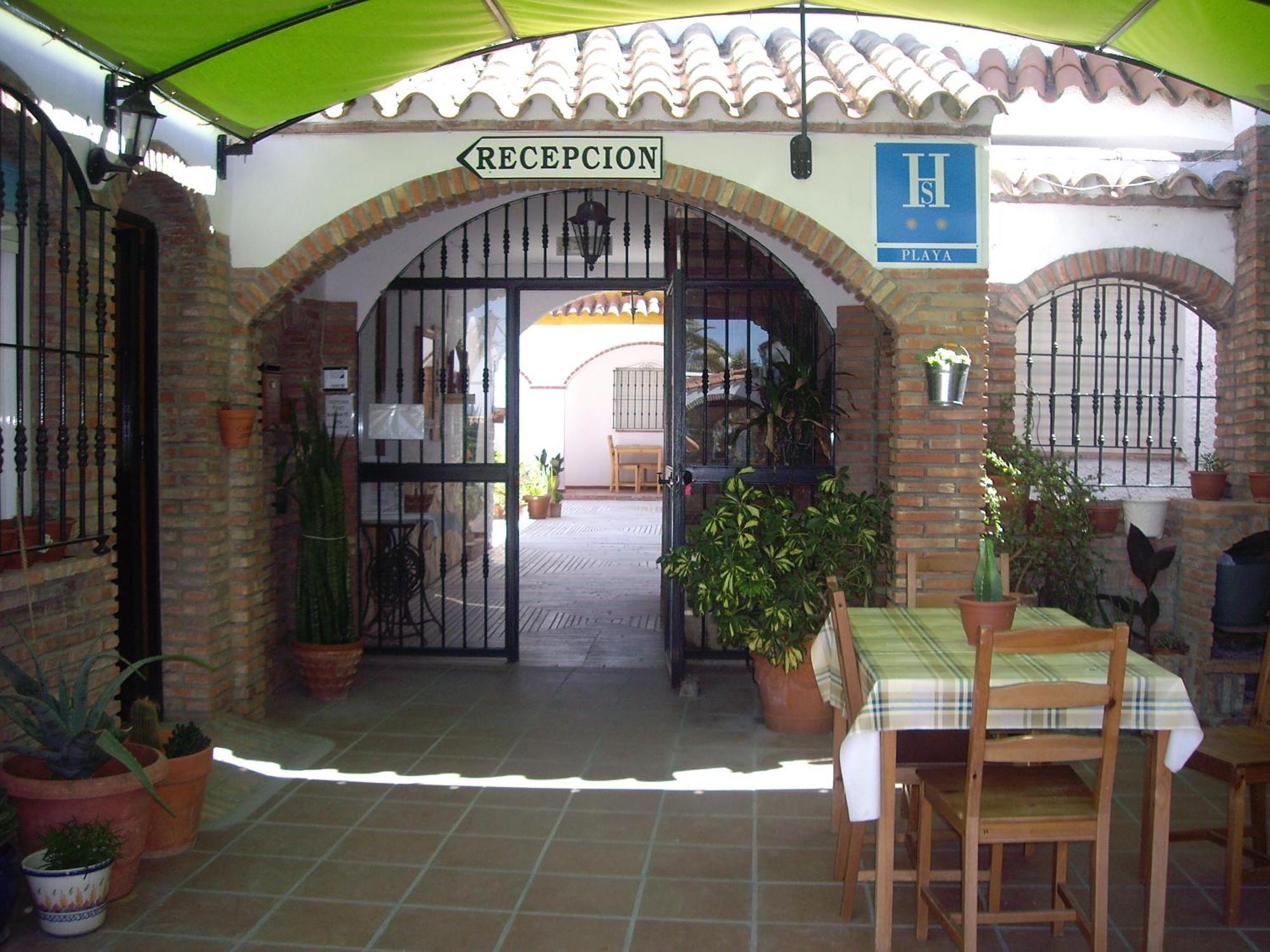 Hostal Mini Golf Los Canos De Meca Esterno foto
