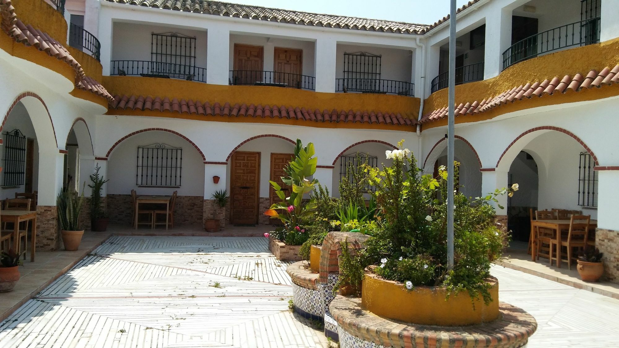 Hostal Mini Golf Los Canos De Meca Esterno foto